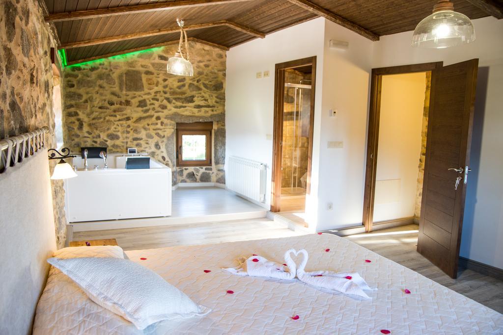 Casa Das Fiadeiras De Nemina Con Jacuzzi Extérieur photo