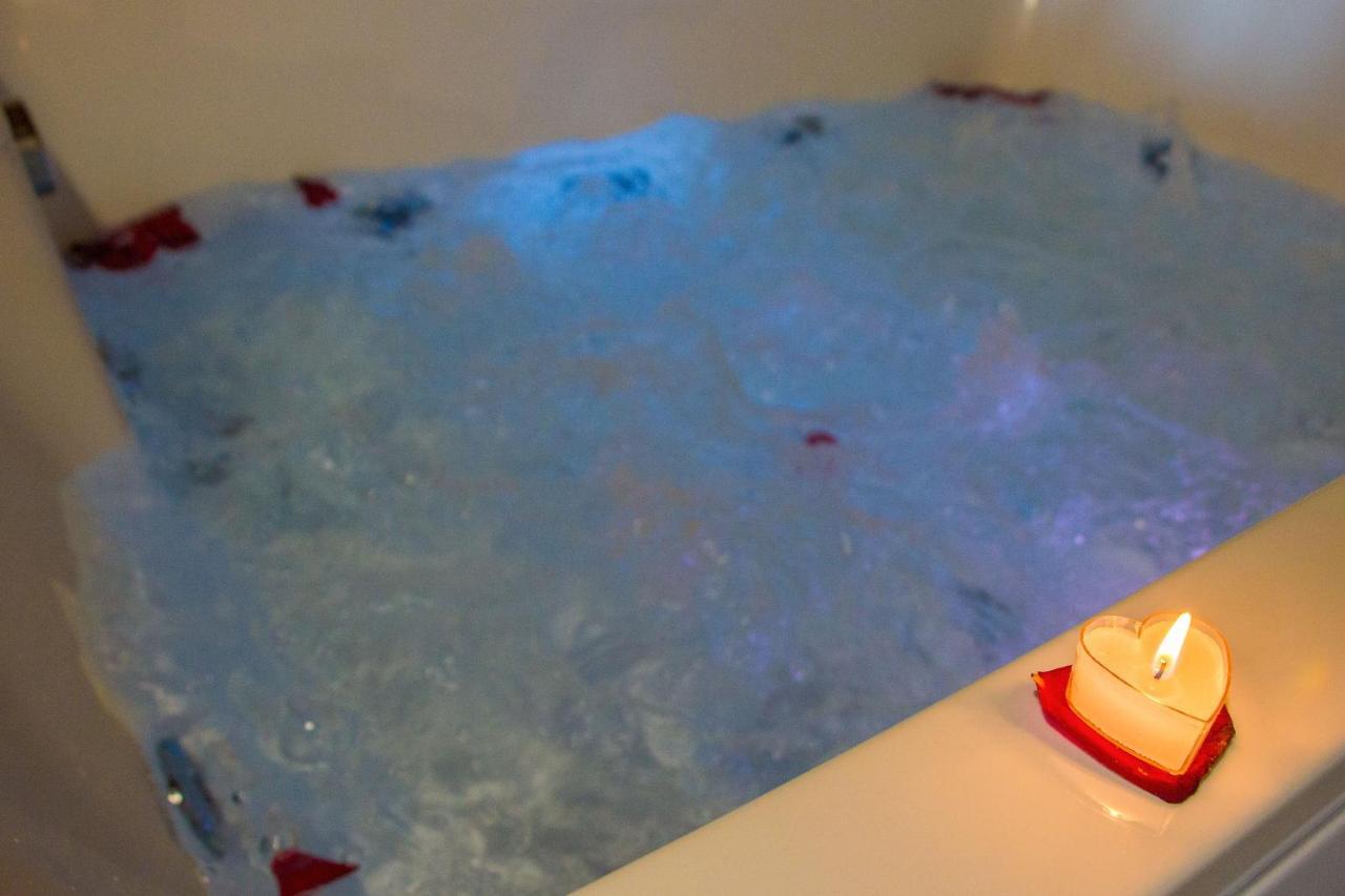 Casa Das Fiadeiras De Nemina Con Jacuzzi Extérieur photo